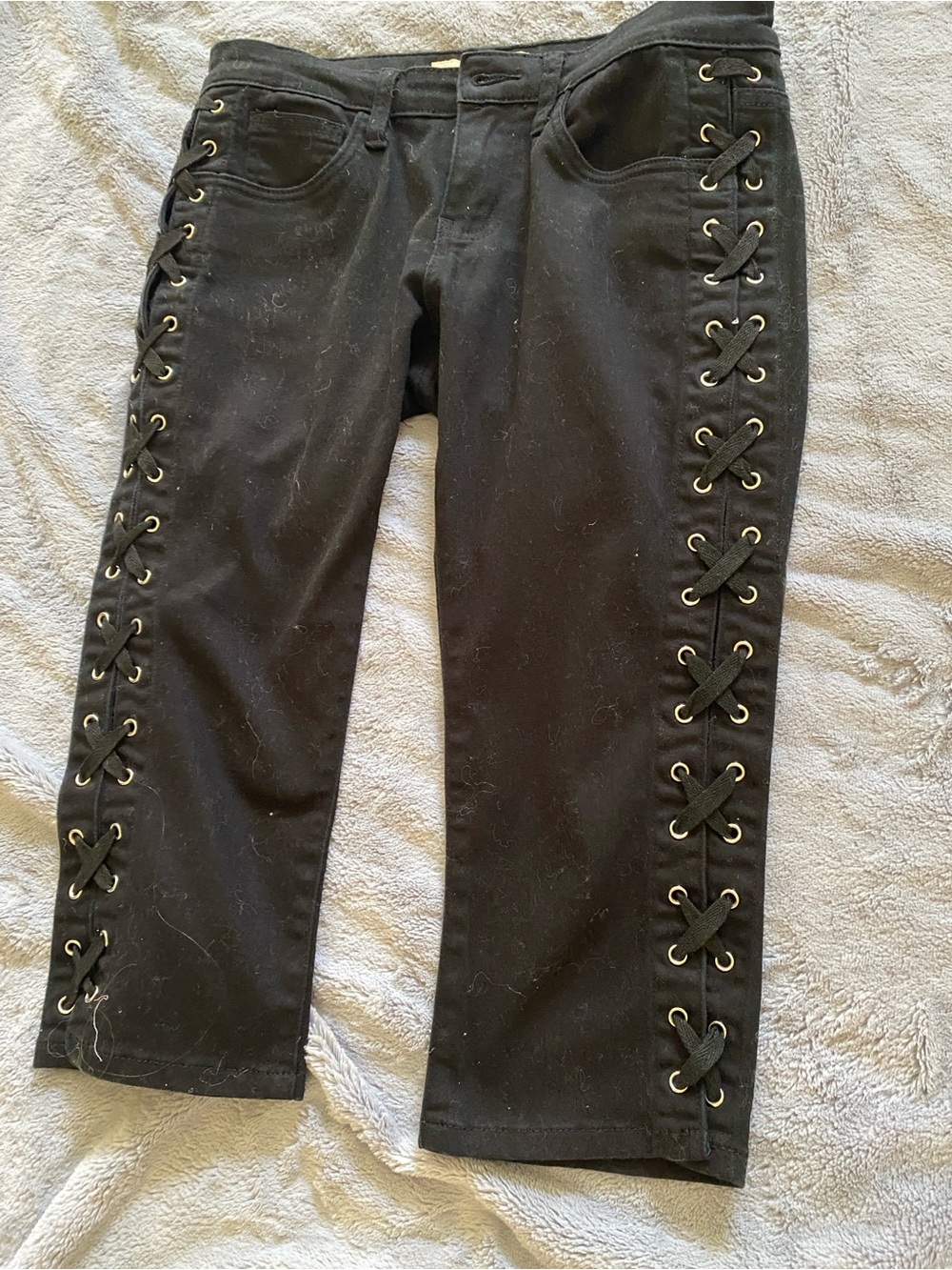 Hybrid & company Black Women's Capri. Also posted same in white
